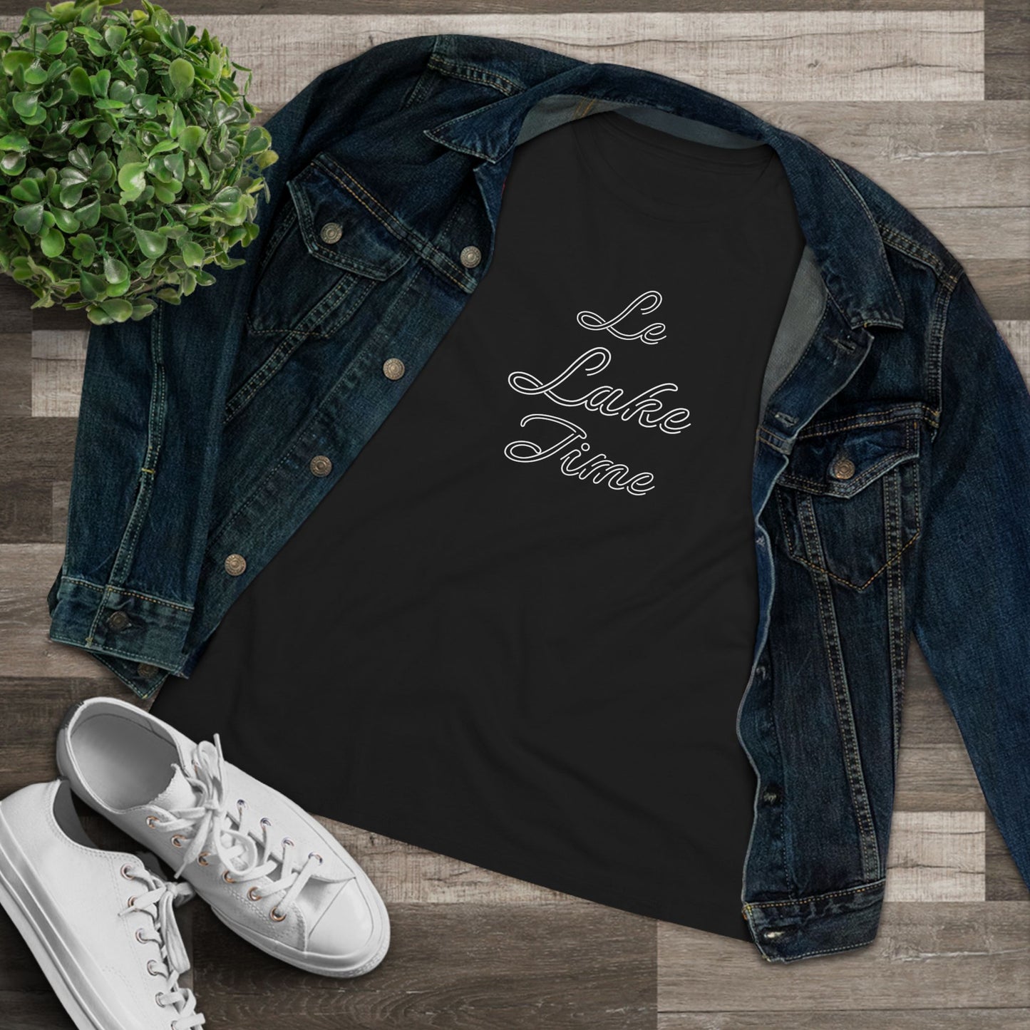 Womens Relaxed T-Shirt | 'Le Lake Time'