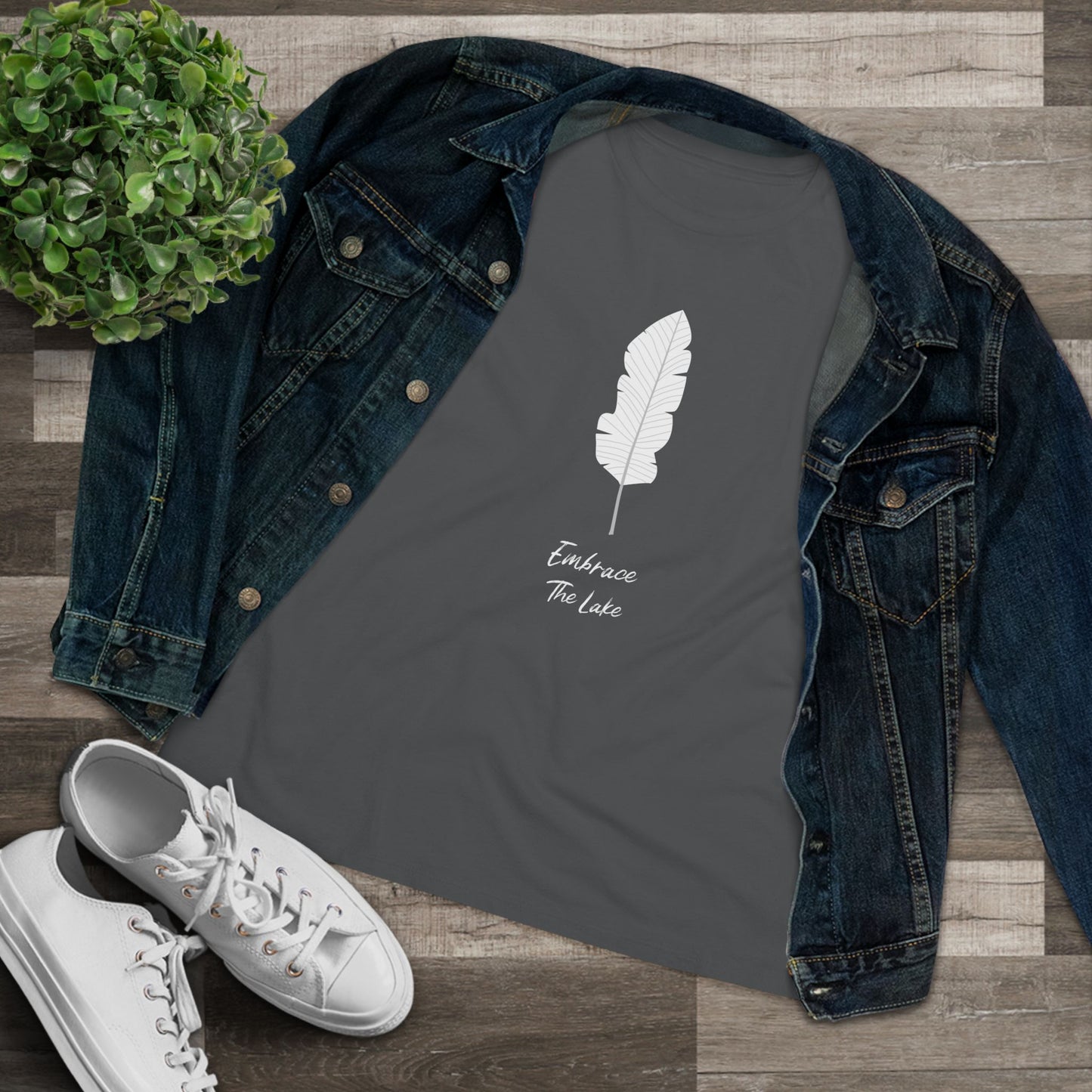 'Embrace the Lake' | Relaxed Womens Casual T-Shirt